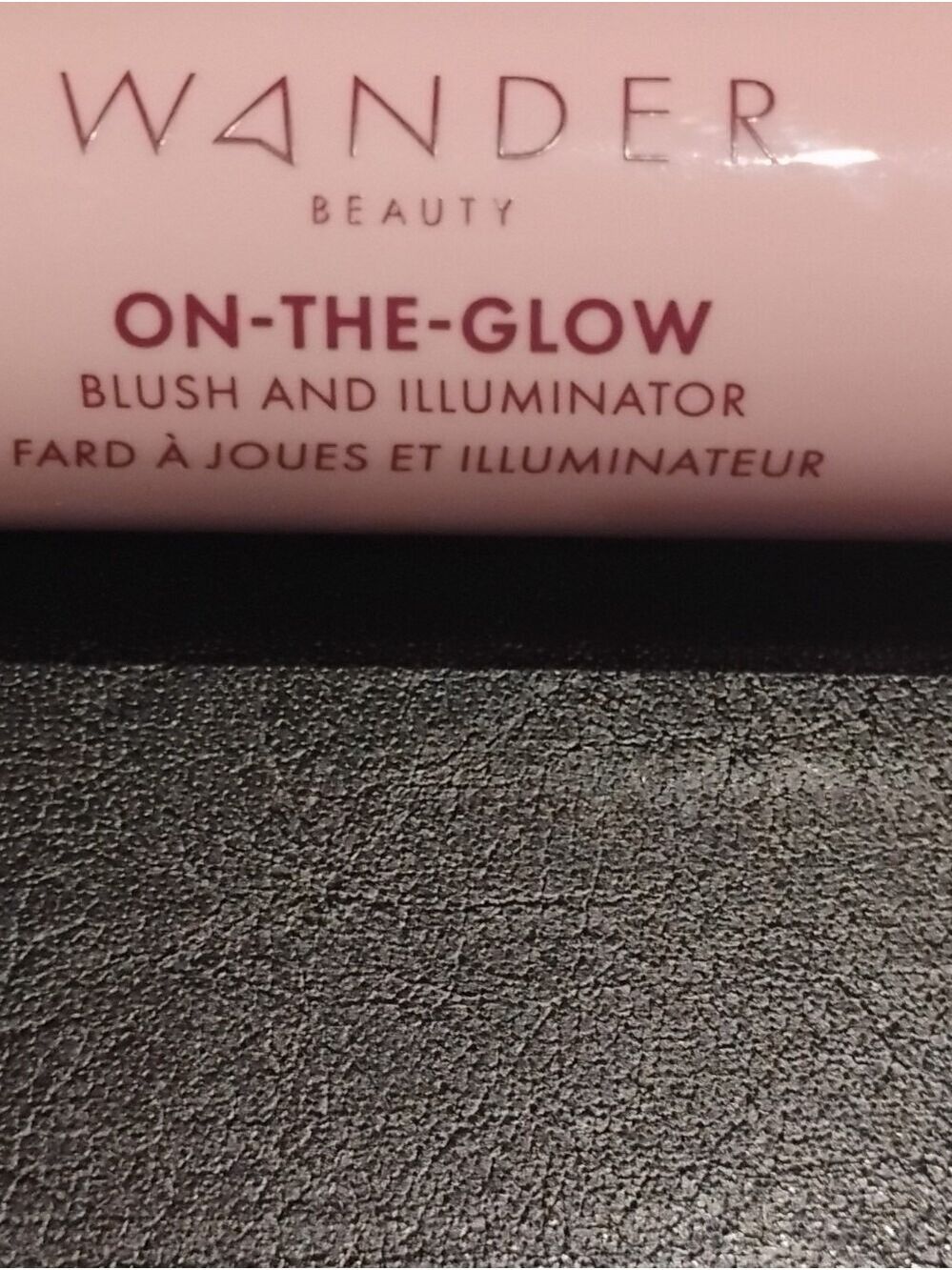 2 Sided Stick Wander Beauty On-The-Glow Blush and Illuminator Stick - Picture 4 of 4